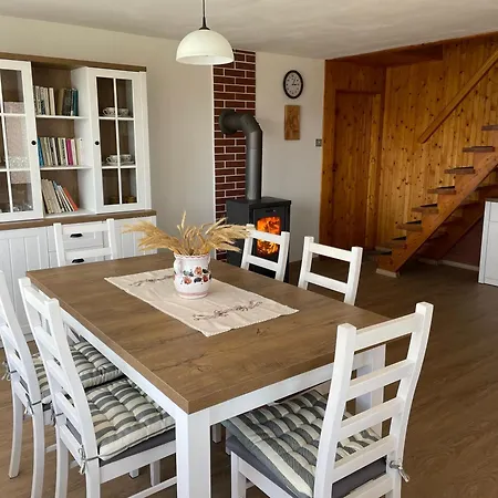 Jaruska V Ceskem Raji Ferienhaus *