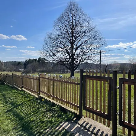 Jaruska V Ceskem Raji Feriehus *